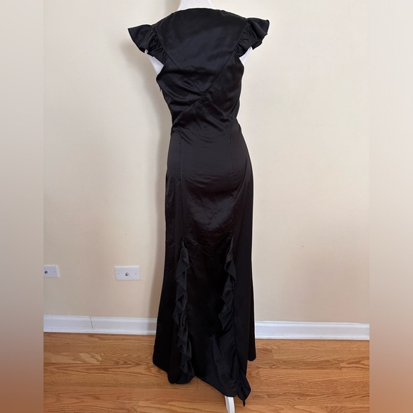 NWOT LES RÊVERIES Ruffle Trim Satin Gown - Picture 7 of 13